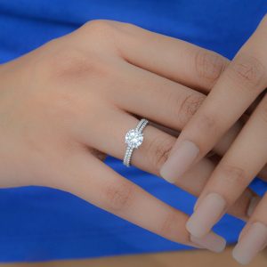 diamond engagement ring