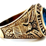 eagle w/ coat of arms - us army gold ring side view